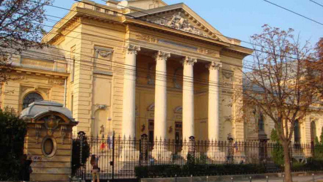 Ce trebuie să știe absolvenții de liceu care vor să se înscrie la Universitatea de Medicină şi Farmacie "Carol Davila"