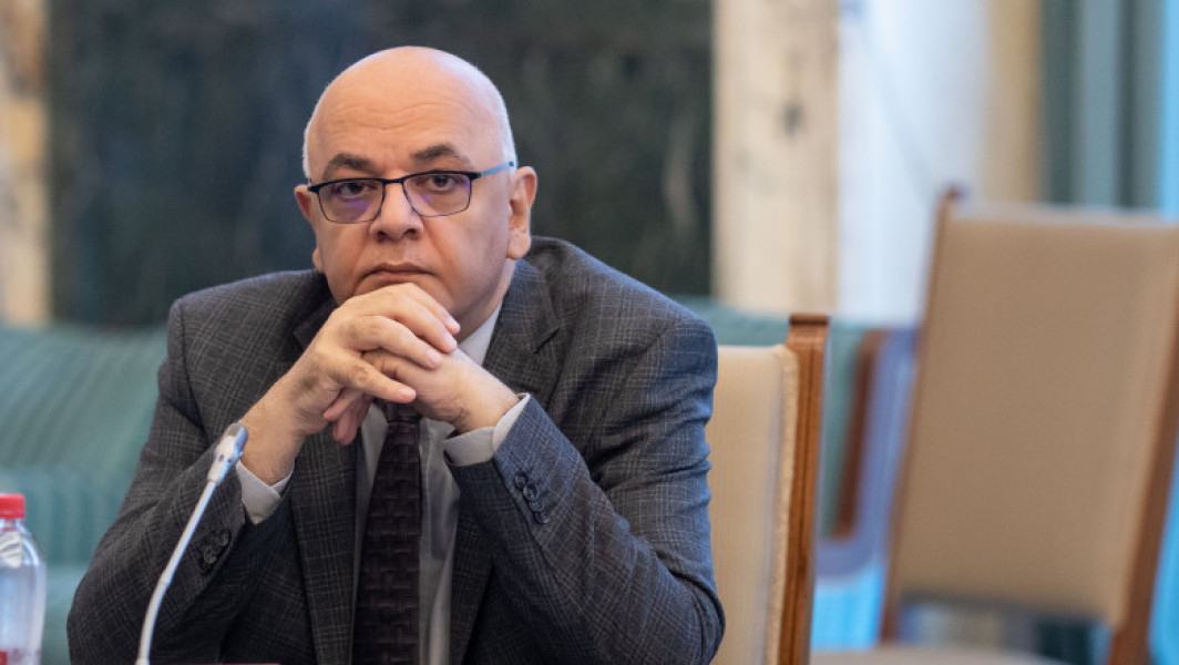 Raed Arafat solicită măsuri stricte pentru protecția populației pe timpul codului roșu de caniculă și vijelii