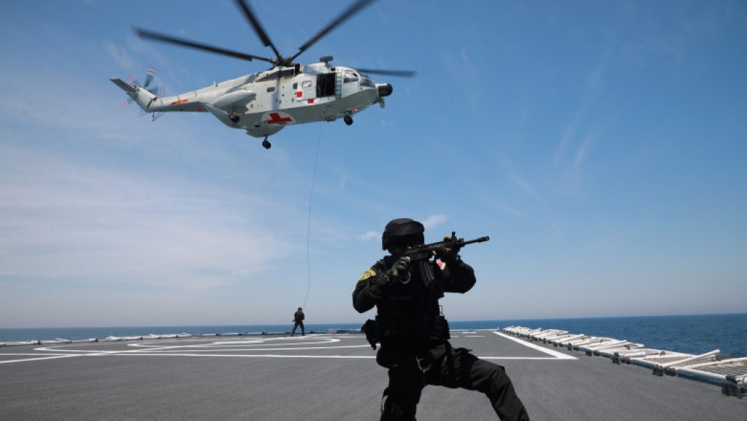China și Rusia desfășoară exerciții militare comune în sudul țării