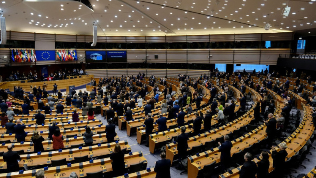 Parlamentul European reafirmă sprijinul pentru Ucraina și cere noi sancțiuni