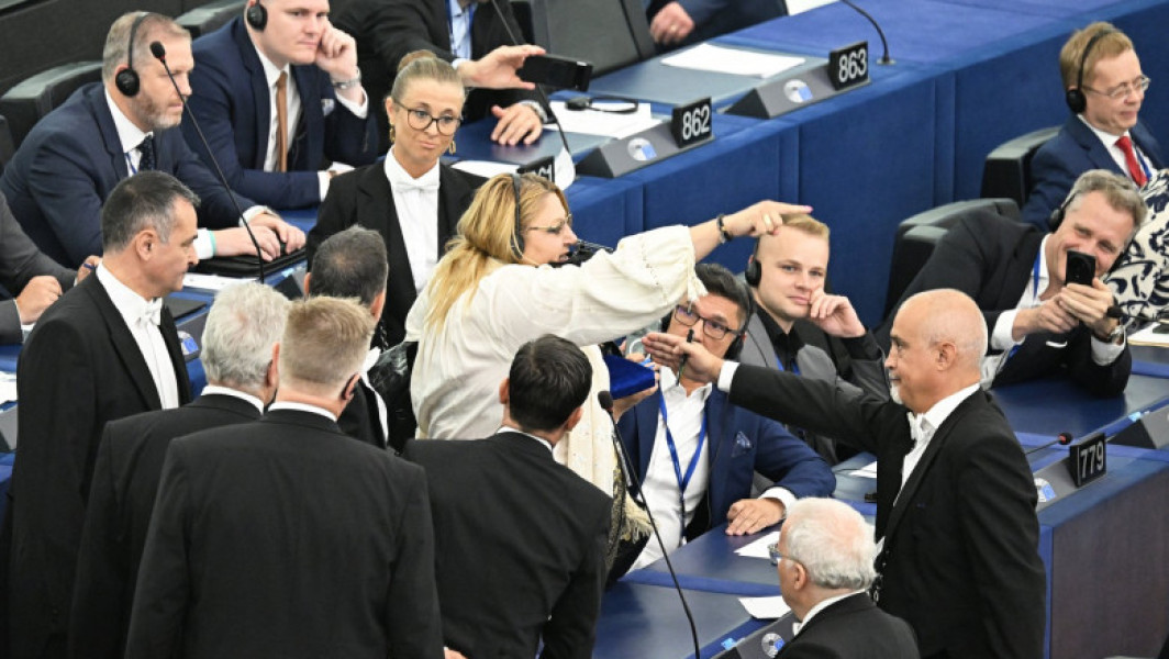 Sancțiuni posibile pentru Diana Șoșoacă după incidentul din Parlamentul European