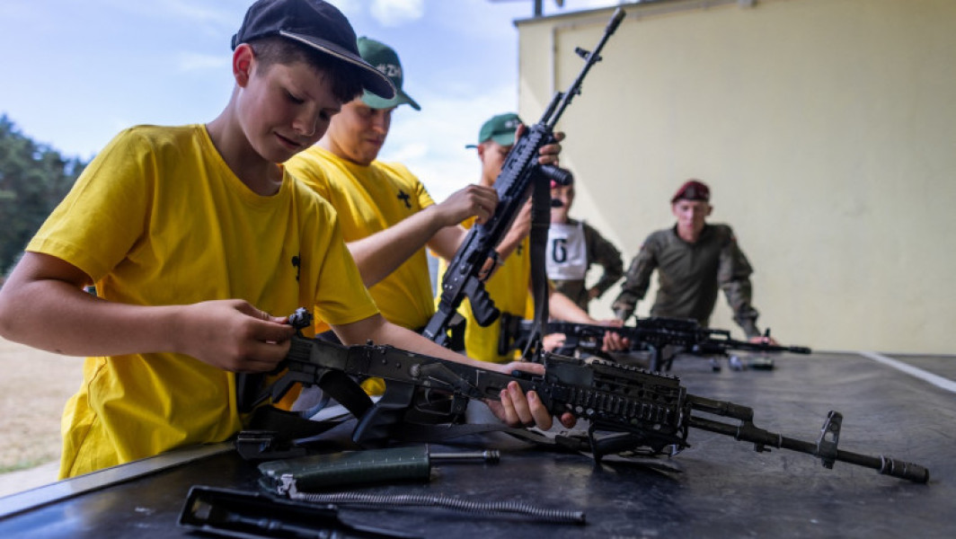 Instruire paramilitară pentru angajații din companiile publice din Polonia