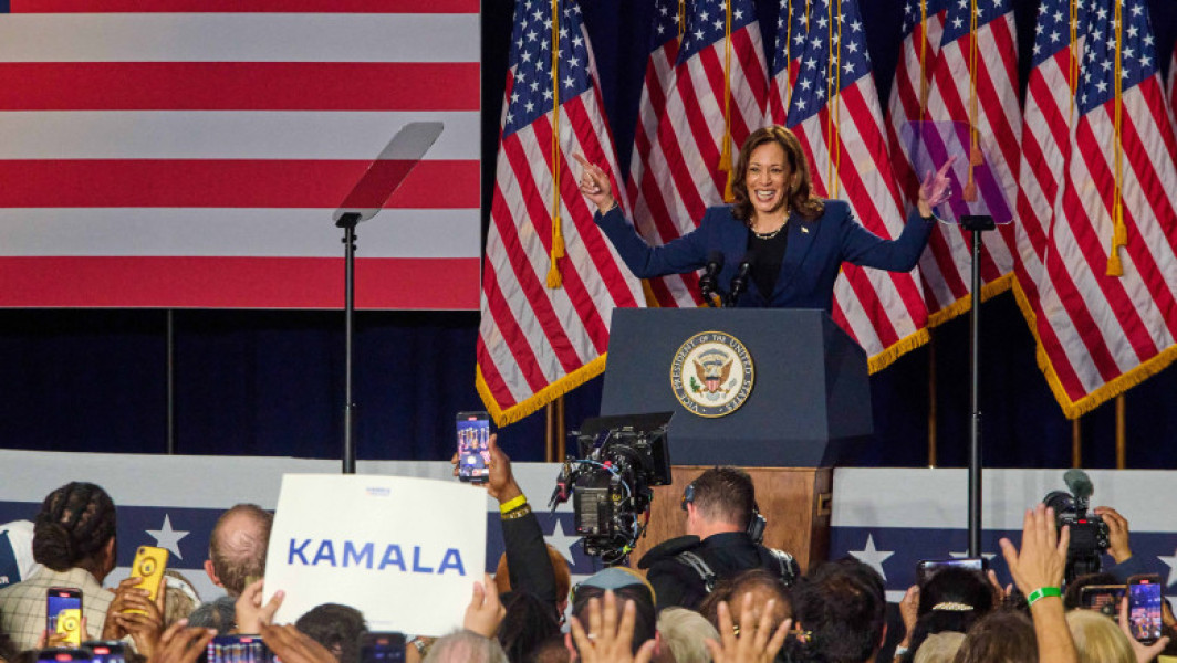 Kamala Harris are un avans față de Donald Trump într-un nou sondaj