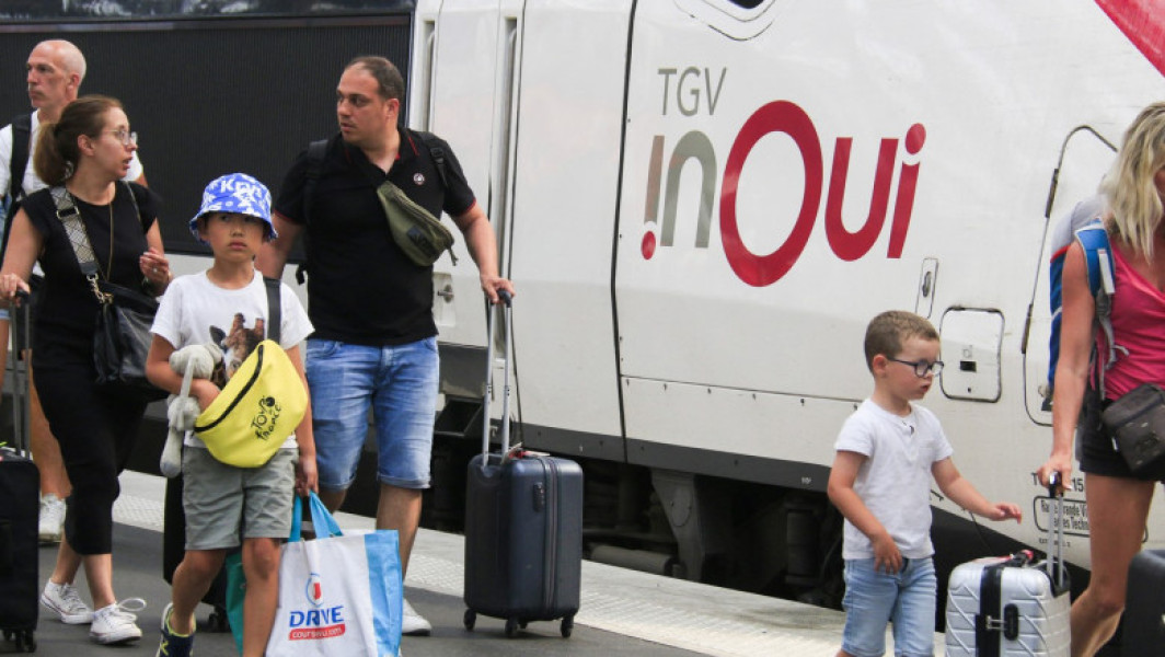 Atac masiv asupra rețelei de trenuri TGV în Franța