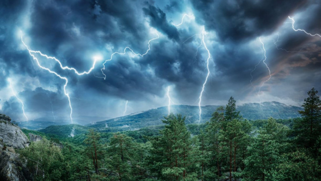 Avertizare meteorologică de cod roșu în Argeș și Dâmbovița