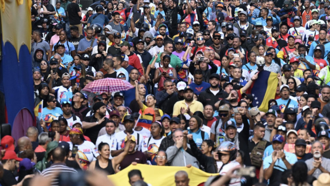 Proteste violente în Venezuela după realegerea lui Nicolas Maduro