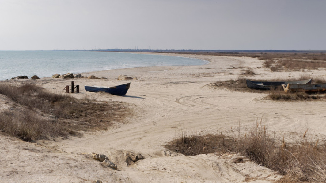 DSP Constanța avertizează asupra calității apei de mare în zona plajelor neamenajate