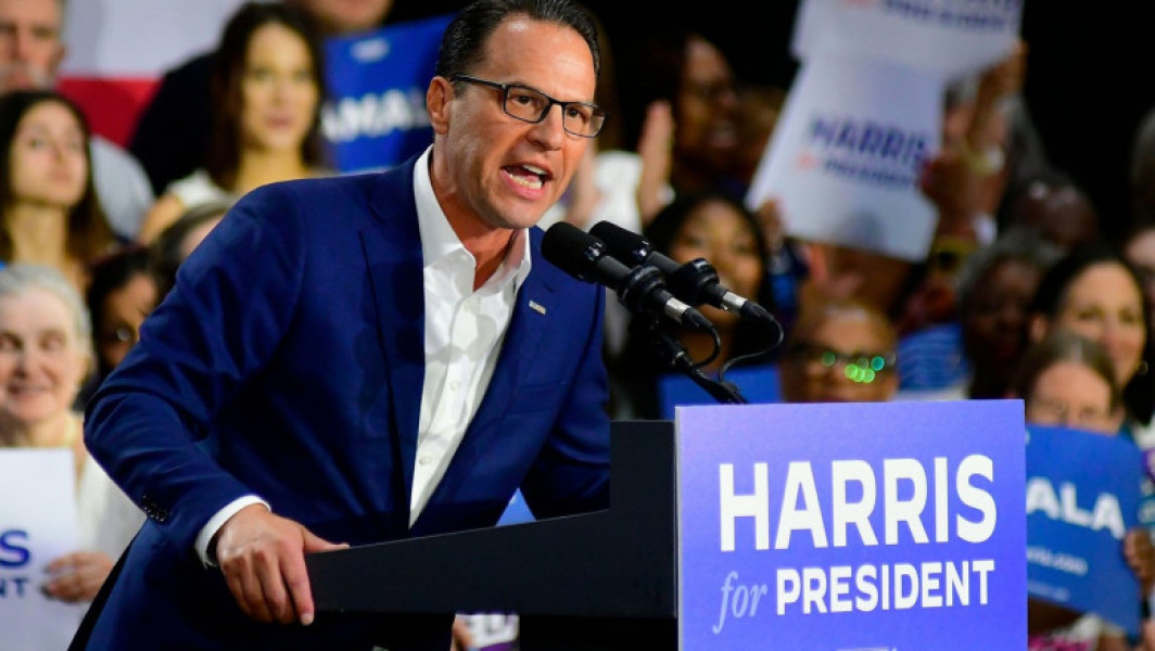 Josh Shapiro, favorit pentru a fi partenerul lui Kamala Harris