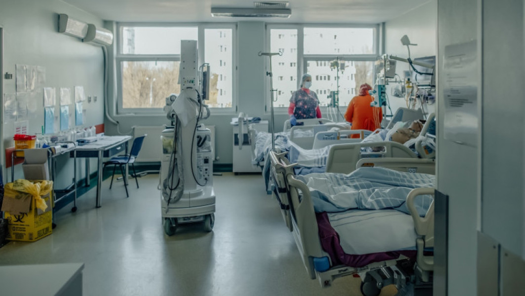 Asistente și doctorițe de la spitalul Sfântul Pantelimon, implicate în moartea unui pacient