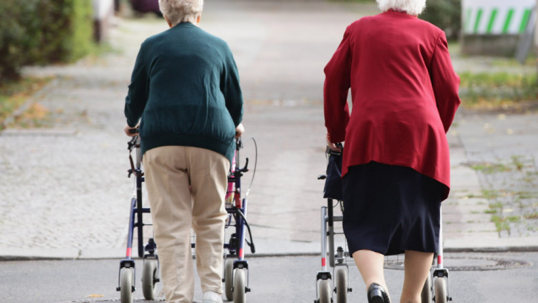 Numărul pensionarilor depășește pe cel al angajaților în 20 de județe