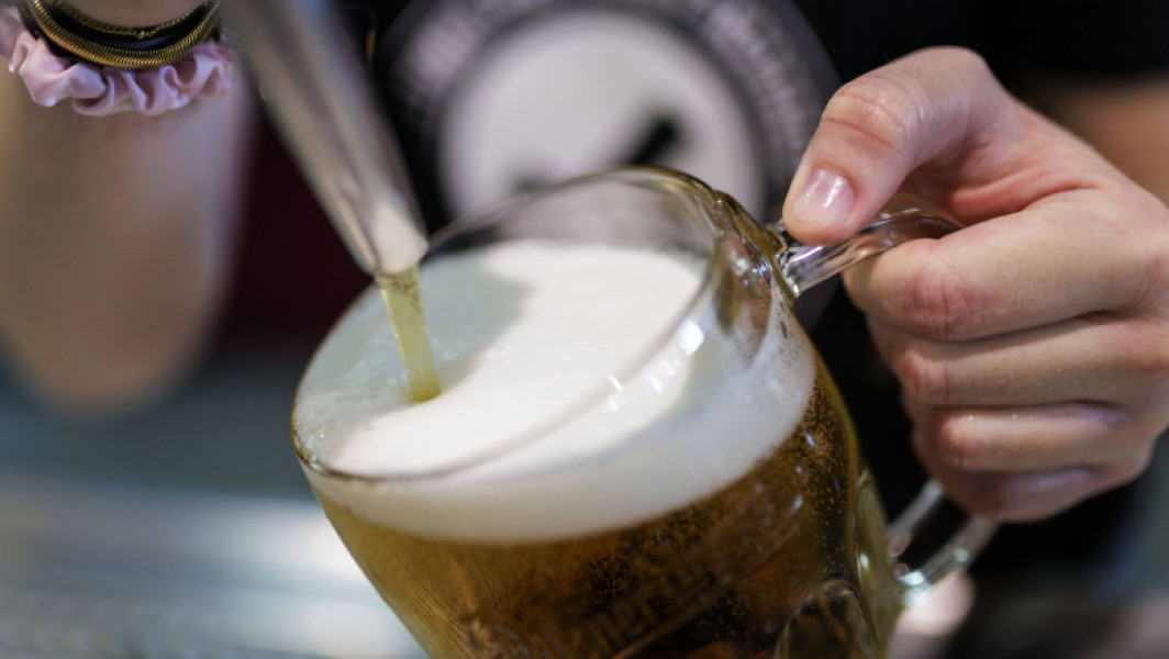 Tinerii din Generația Z consumă mai puțin alcool ca niciodată