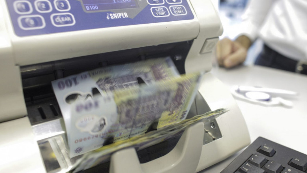 Creșterea salariului minim în România depășește rata inflației