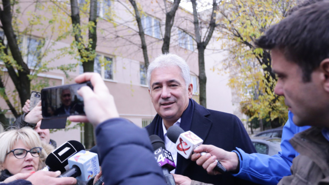 Adrian Videanu și soția, opriți la aeroportul din Munchen cu bijuterii de 650.000 de euro