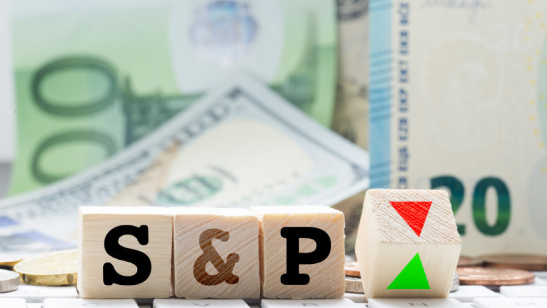 S&P reconfirmă ratingul datoriei guvernamentale a României la BBB-/A3
