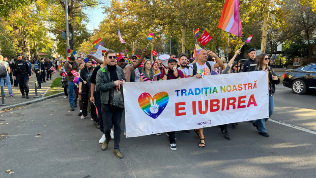 Peste 1.000 de susținători LGBTI au protestat pentru legalizarea parteneriatelor civile