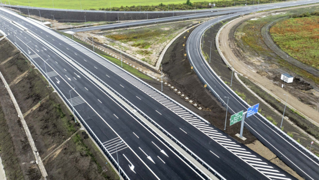 Primii 11 kilometri din Autostrada A7, dați în circulație de Ministerul Transporturilor