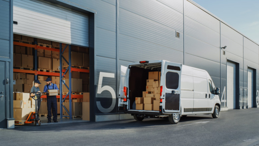 Reguli stricte pentru expedierea coletelor internaționale