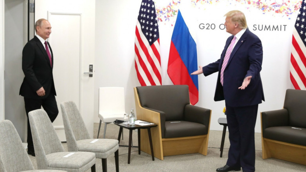 Donald Trump discută la telefon cu Vladimir Putin despre conflictul din Ucraina