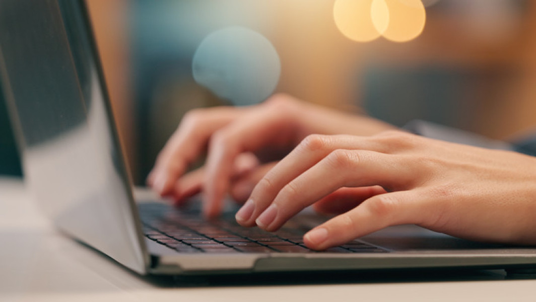 Femeie din Brașov, victima unui șantaj online, a reclamat cazul la autorități