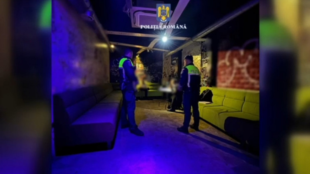 Razie în club din Centrul Vechi al Capitalei: nereguli și substanțe interzise