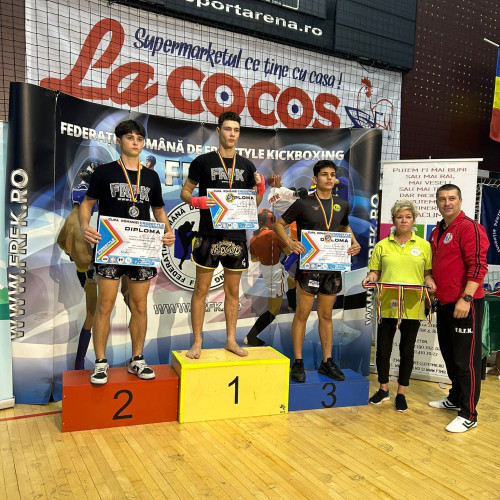 Mirko Tănăsie, campion freestyle K1 din Vâlcea