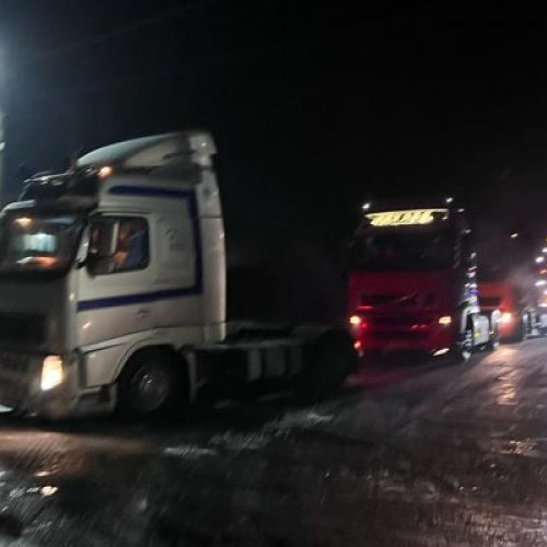 Peste 50 de camioane pleacă spre protestul transportatorilor din Vâlcea