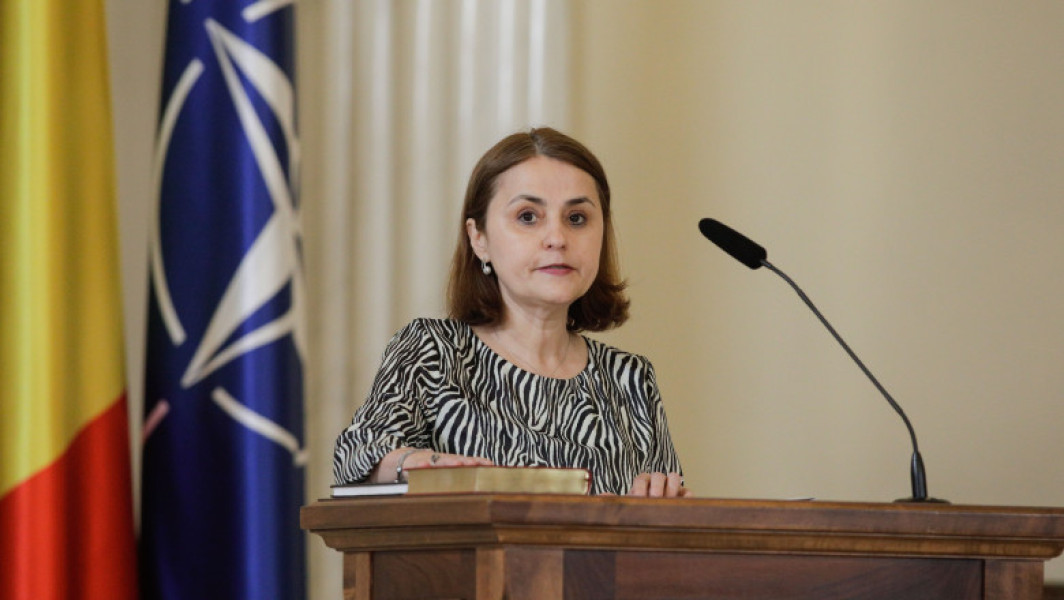 Rusia trebuie să sufere înfrângere strategică în Ucraina