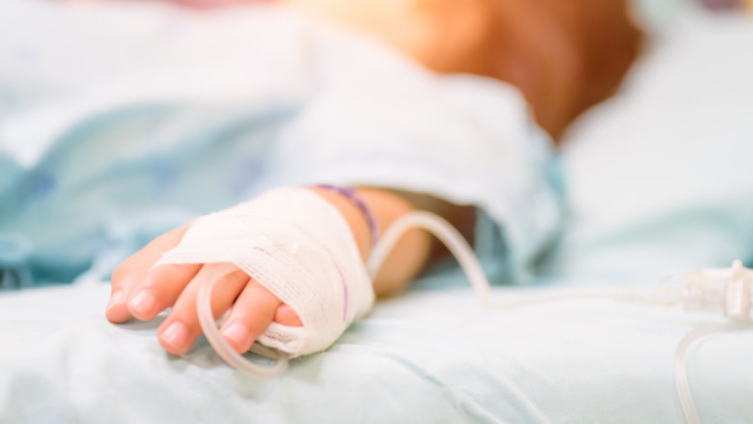 Tragedie la Spital: Băiețel de 4 Ani a Decedat După Ce a Fost Adus în Stare Critică cu Grevă și Convulsii