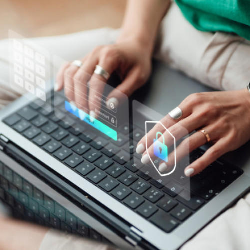 Românii pot obține acte de stare civilă în format digital
