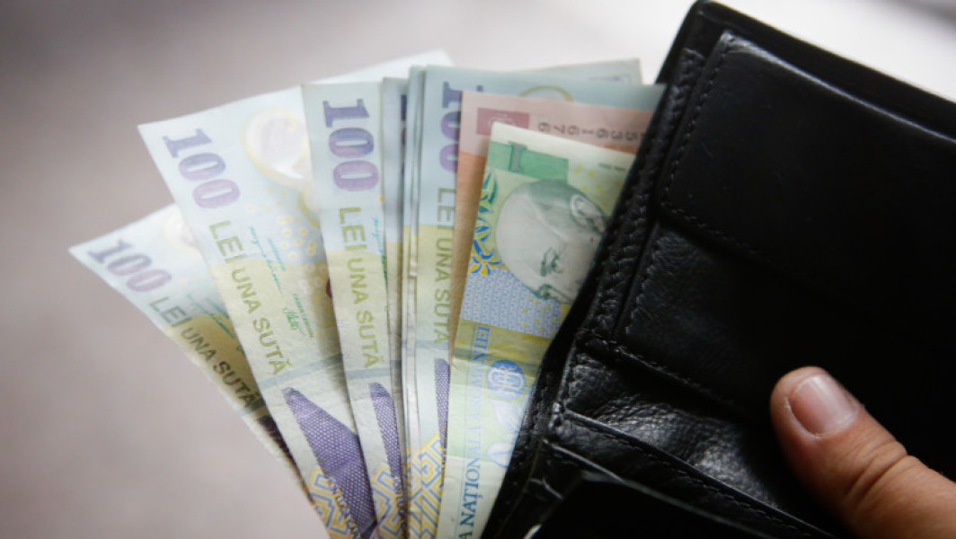 Românii, mult mai săraci decât media europeană
