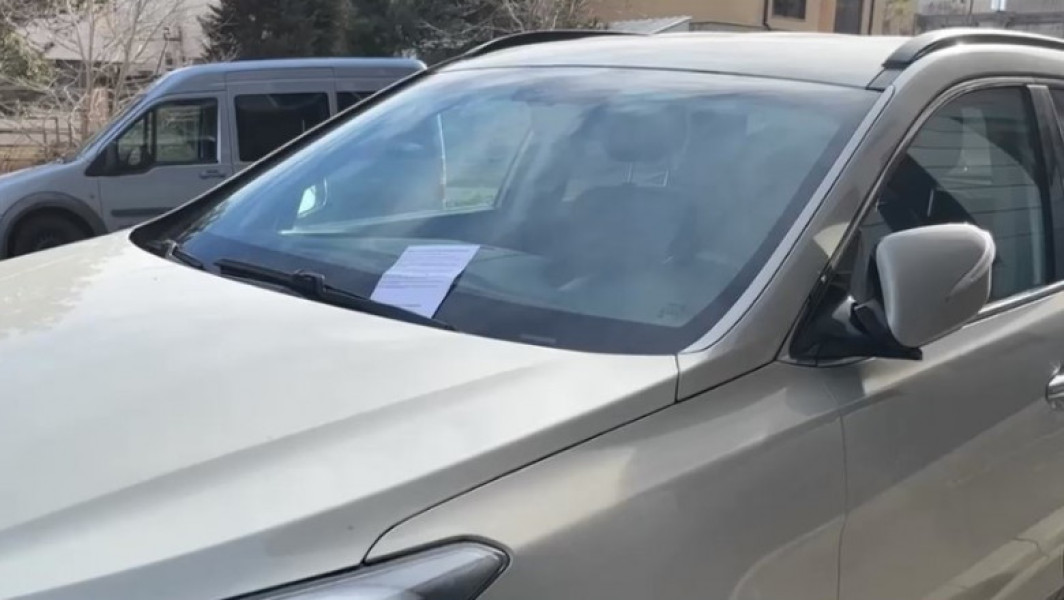 Mașini vandalizate în cartierul de lux din Constanța, șoferii au găsit și un mesaj