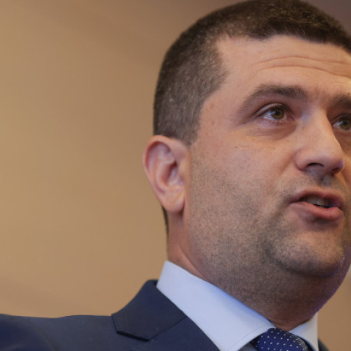 Radu Miruţă, despre turismul românesc: Abordarea ministerului e una învechită. Unde îşi face concediul