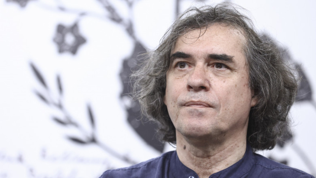 Maia Sandu decorată scriitorul Mircea Cărtărescu cu "Ordinul de Onoare" în cadrul Zilei Naționale a Lecturii la Chișinău