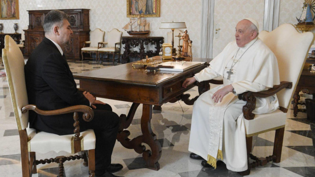 Prim-ministrul Marcel Ciolacu a avut o întâlnire specială cu Papa Francisc la Vatican, în cadrul vizitei sale în Italia.