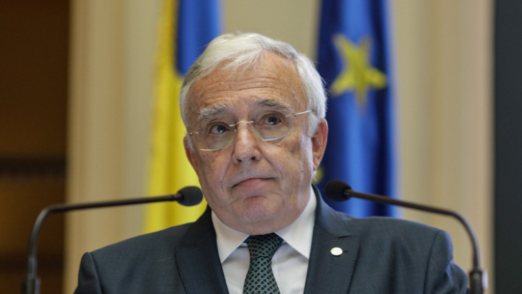 Cota unică TVA și impozit progresiv nu trebuie discutate în anul electoral, susține guvernatorul Băncii Naționale a României, Mugur Isărescu.