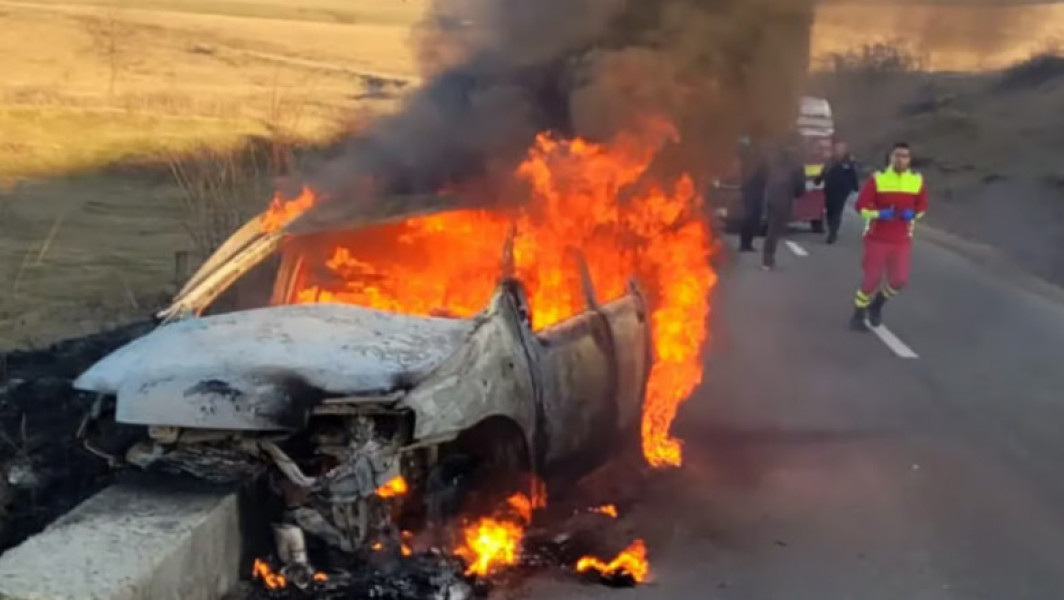 Accident rutier cu victimă în județul Alba: o persoană a decedat carbonizată