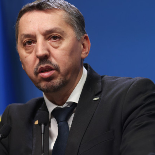 Daniel David: mărirea normei didactice cu două ore nu reduce salariile; toți profesorii titulari au putut prelua noile ore