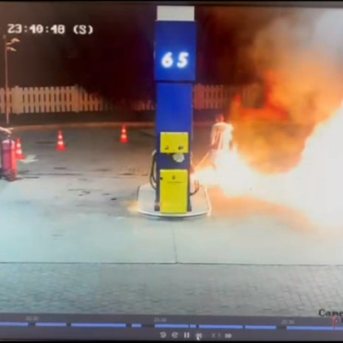 Bărbat sub influența alcoolului incendiază pompă la o benzinărie din Făget, județul Timiș