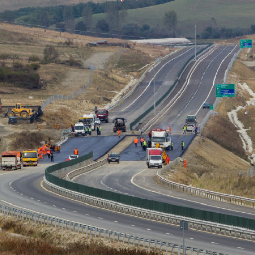 Lipsa banilor blochează proiectele de infrastructură: autostrada A7 și șantierele de la malul mării în criză