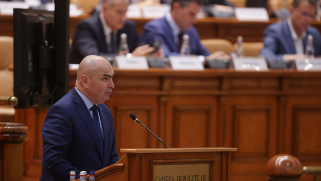 Premierul Ilie Bolojan îndeamnă opoziția să nu blocheze guvernul în fața moțiunilor