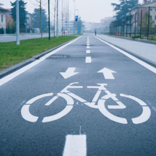 Accident mortal în București: un biciclist a murit după ce a fost lovit de o mașină condusă de un tânăr de 21 de ani