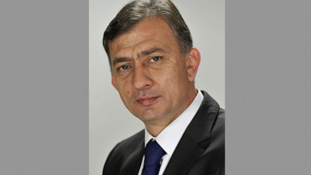 Fost senator PNL acuzat de colaborare cu Securitatea. CNSAS: A "turnat" un student strain care se plangea de Romania. Hotarare instanta emisa de Curtea de Apel Bucureti.