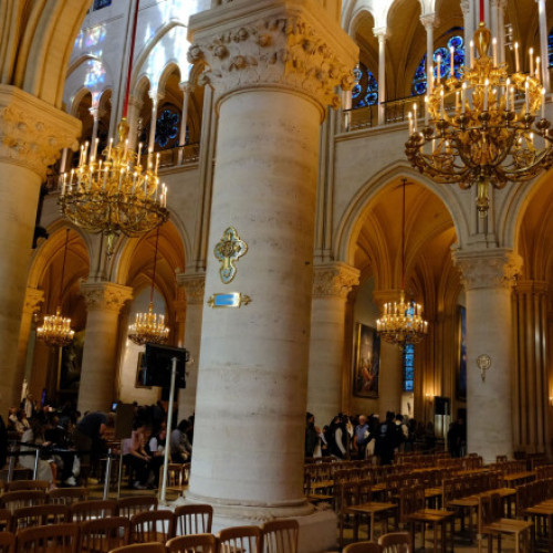 Amenințare cu atentat la catedrala Notre-Dame din Paris: poliția anchetează