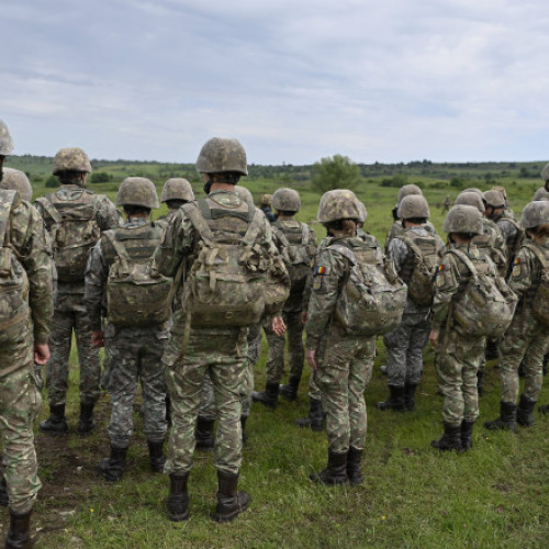 Parlamentul aprobă programul de înzestrare cu tancuri și serviciul militar voluntar