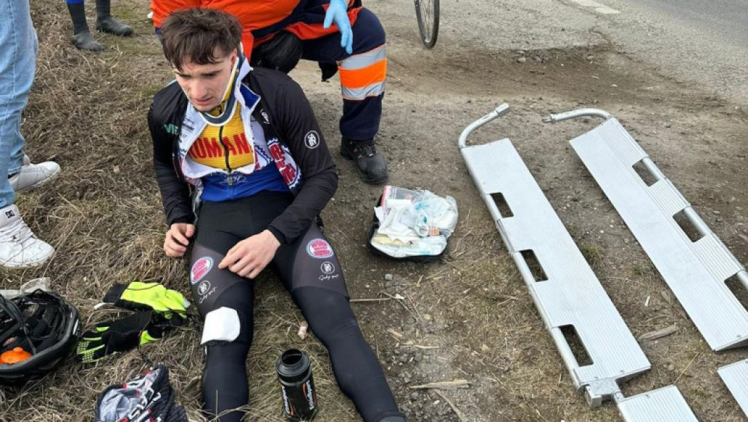 Fiul fostului ministru, implicat în accident în timpul unei plimbări cu bicicleta