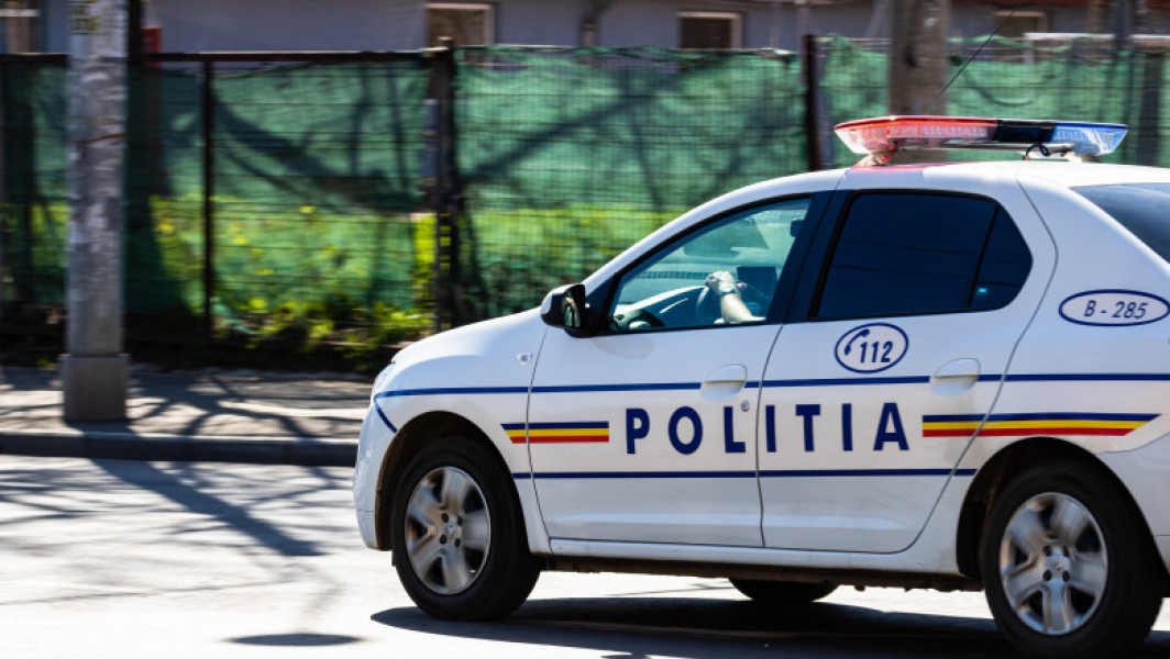 Barbat din Arad, pastor acuzat de viol asupra fiicelor sale timp de 16 ani, arestat preventiv