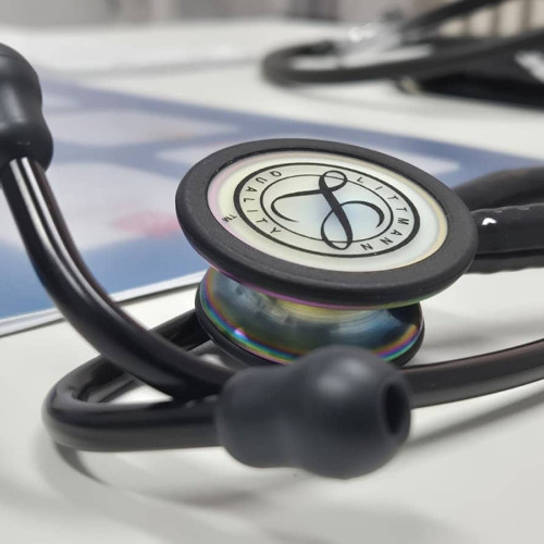 Medicii antivacciniști riscă sancțiuni disciplinare aspre în România