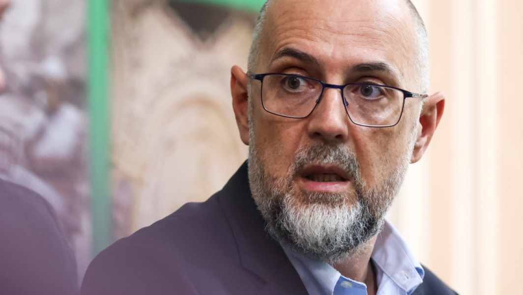 Kelemen Hunor acuză: "Este revoltător, prefectul județului Mureș atacă hotărârea pentru înființarea Liceului Romano Catolic