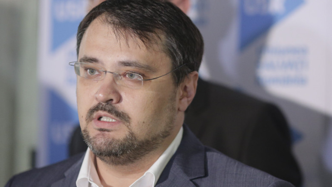 Aleșii locali USR sunt amenințați și șantajați să treacă la PNL sau PSD, acuză Ghinea