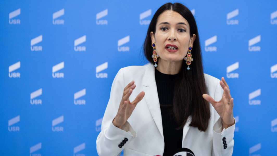 Clotilde Armand a fost inculpată în dosarul de incompatibilitate, anunțul făcut de ea pe pagina sa de Facebook